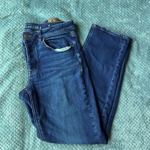American eagle size 8 LONG tomgirl jeans